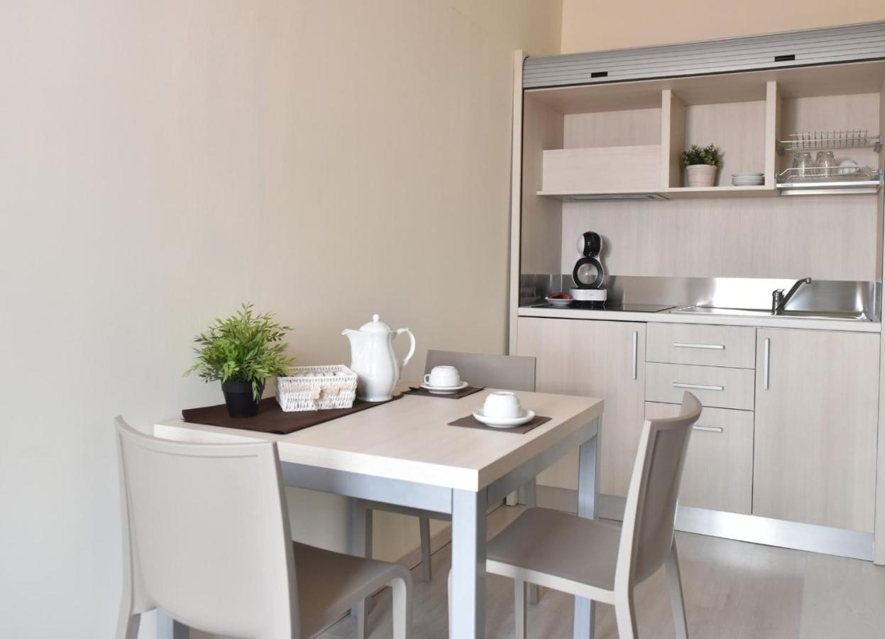Hotel E Appartamenti La Solaria Сан Джовани Ротондо Екстериор снимка