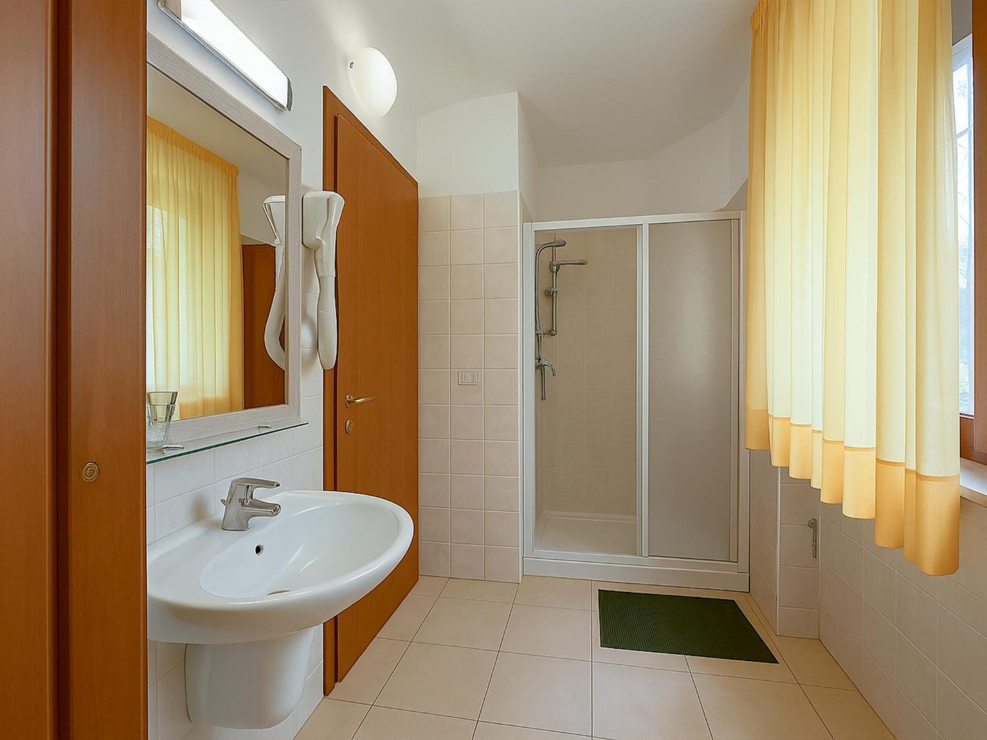 Hotel E Appartamenti La Solaria Сан Джовани Ротондо Екстериор снимка